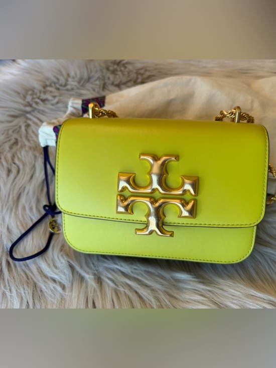 Tory Burch Handbags - Tory Burch Small Eleanor Chain Crossbody with Gold Logo.